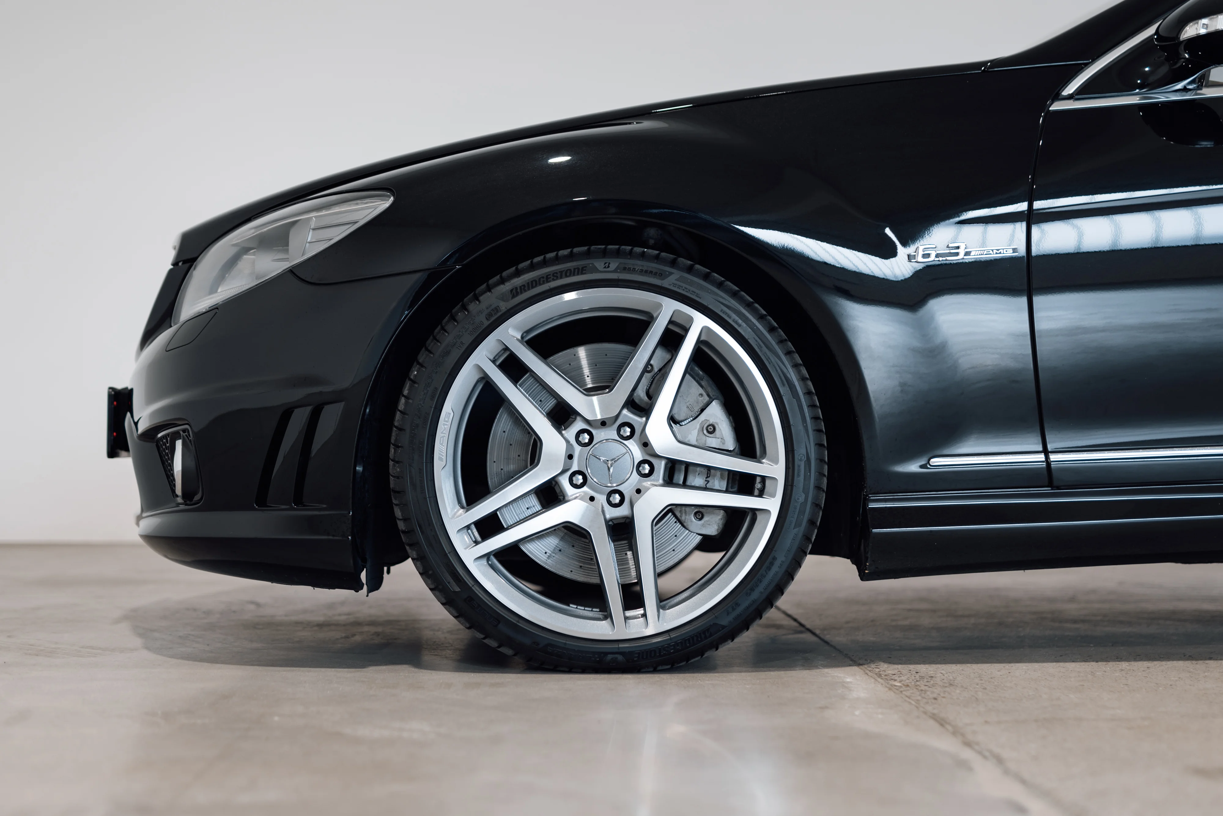 Mercedes-Benz CL 63 AMG Schwarz